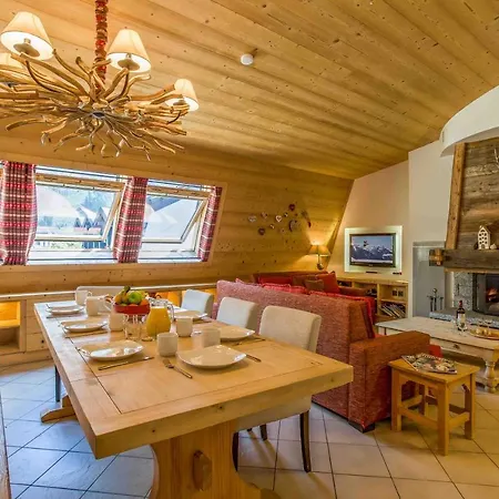 Le Paradis 18 & 18b Appts - Year Apartment Chamonix