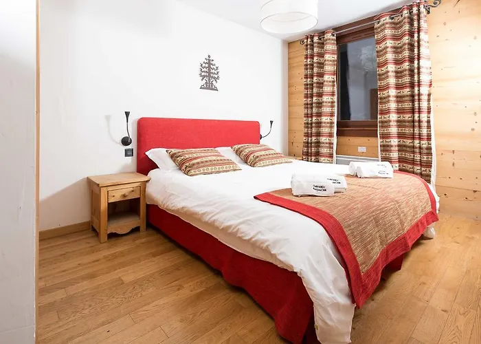 Le Paradis 18 & 18b Appts - Year Chamonix