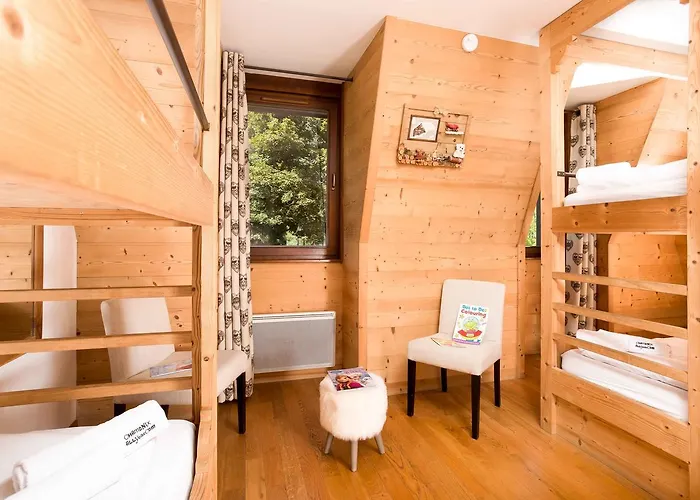 Le Paradis 18 & 18b Appts - Year